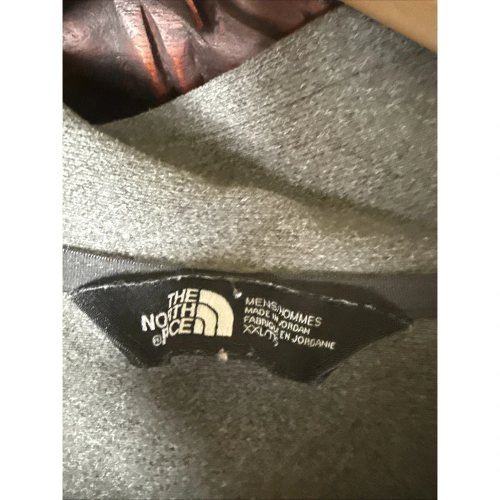 North Face Gray mens 3/4 zip pullover jacket polyester logo‎ specialty edition